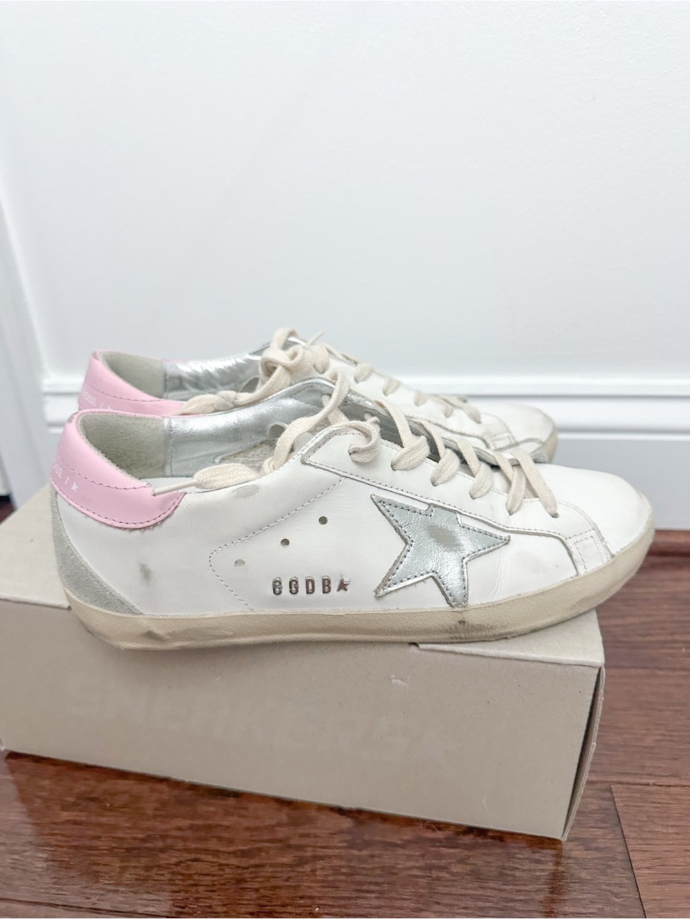 Golden Goose Super-Star Low Top Sneaker Women Size EU 38 (fits like US 8)